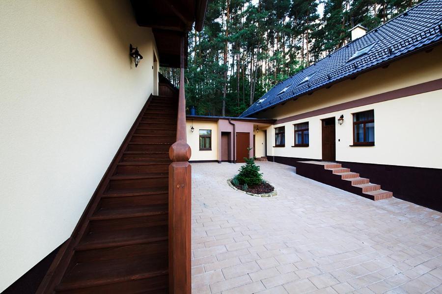 Hotel Cerna Louze à Branžež Extérieur photo